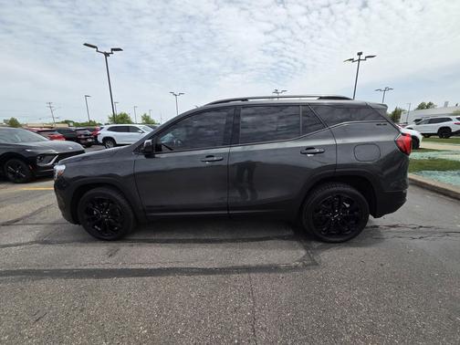 Graphite Gray Metallic 2019 GMC Terrain SLE