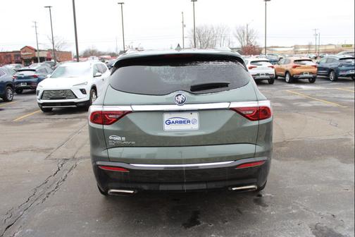 2023 Buick Enclave Essence AWD
