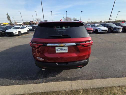 Radiant Red Tintcoat 2023 Chevrolet Traverse LT Leather