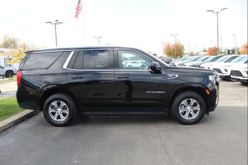 2024 GMC Yukon SLE