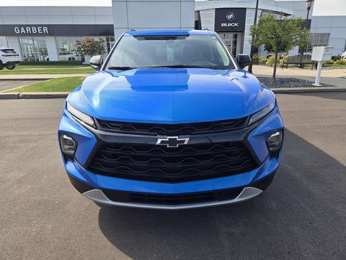 Riptide Blue Metallic 2025 Chevrolet Blazer 2LT