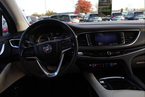 2023 Buick Enclave Essence FWD