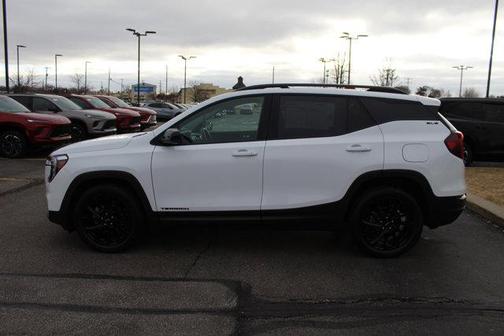 Summit White 2023 GMC Terrain SLE