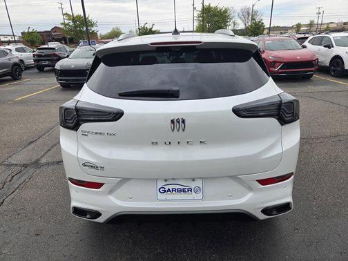 White Frost Tricoat 2025 Buick Encore GX Avenir