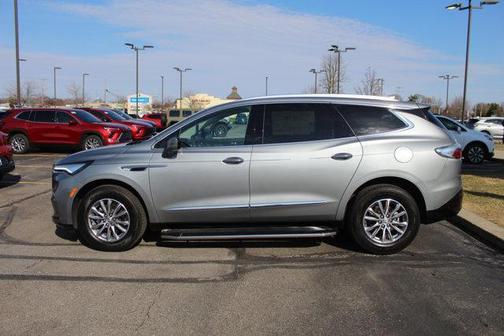 2024 Buick Enclave Essence FWD