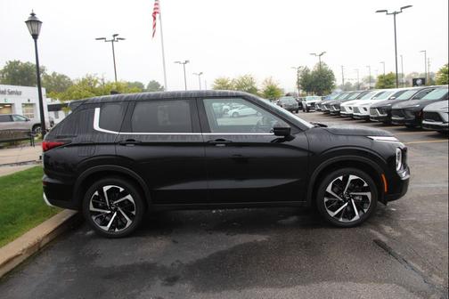 2024 Mitsubishi Outlander SE 2.5 S-AWC