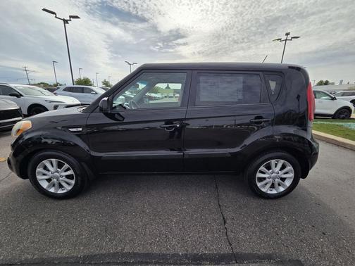 Shadow Pearl Metallic 2013 Kia Soul Base