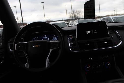 2024 Chevrolet Suburban LT