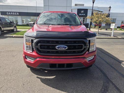 Rapid Red Metallic Tinted Clearcoat 2022 Ford F-150 XLT
