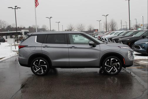 2023 Mitsubishi Outlander SE Special Editiont S-AWC