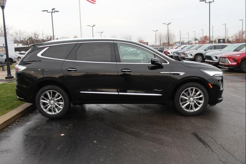2022 Buick Enclave AWD Avenir