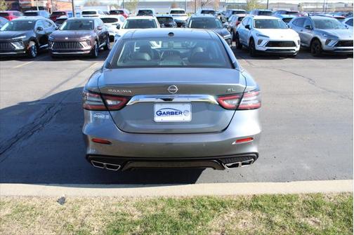 2023 Nissan Maxima SL