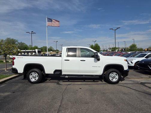 Summit White 2022 Chevrolet Silverado 2500 WT