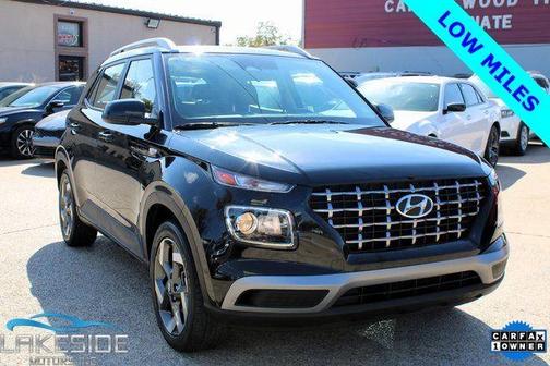 2024 Hyundai VENUE SEL