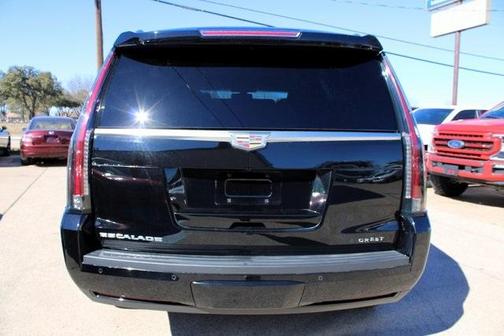 2019 Cadillac Escalade Standard