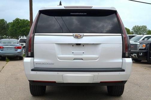 2017 Cadillac Escalade ESV Luxury