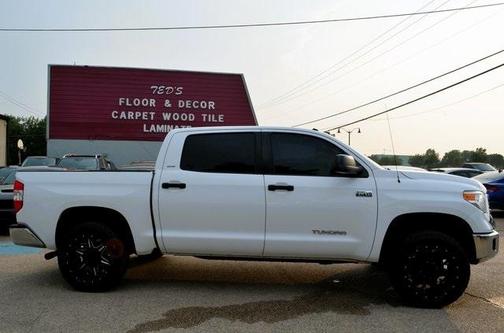 2015 Toyota Tundra SR5