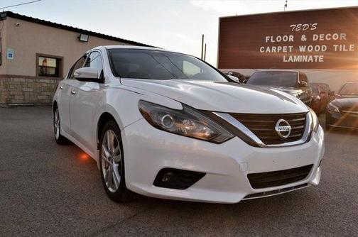 Photo 2 of 30 of 2016 Nissan Altima 3.5 SL