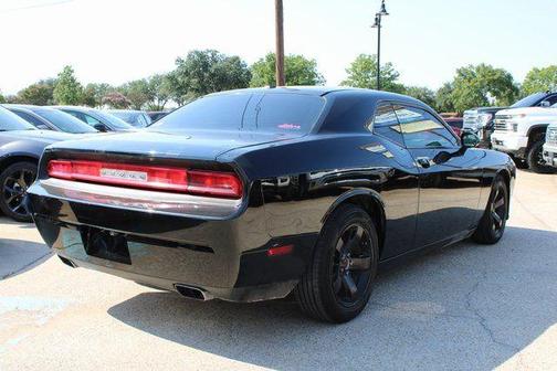 2013 Dodge Challenger SXT