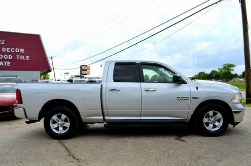 2016 RAM 1500 SLT