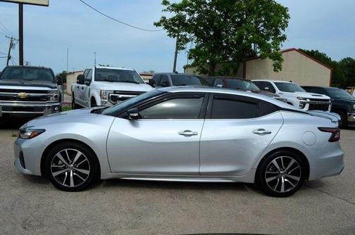 2022 Nissan Maxima SV