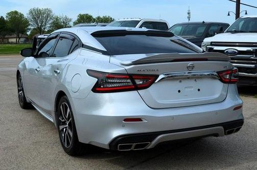 2022 Nissan Maxima SV