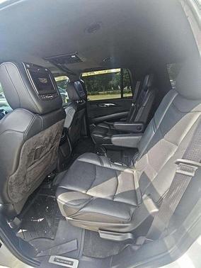 2019 Cadillac Escalade Platinum