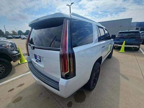 2019 Cadillac Escalade Platinum