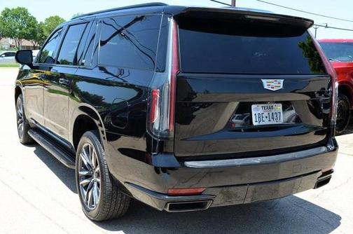 2023 Cadillac Escalade ESV Sport