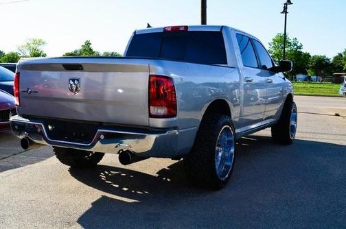 2016 RAM 1500 SLT