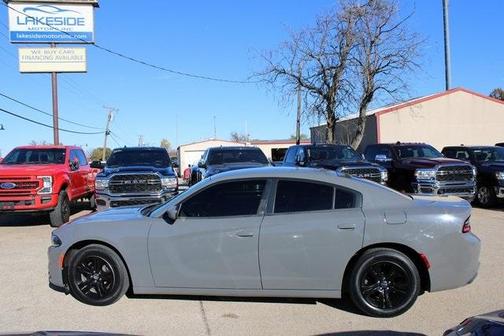 2018 Dodge Charger SXT