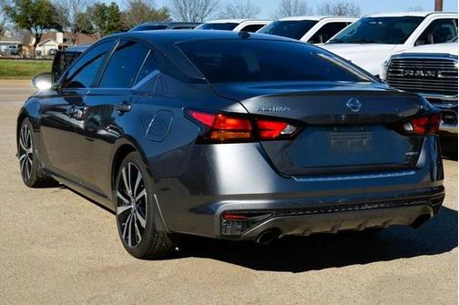 2021 Nissan Altima 2.0 SR