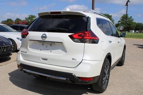 2017 Nissan Rogue SL