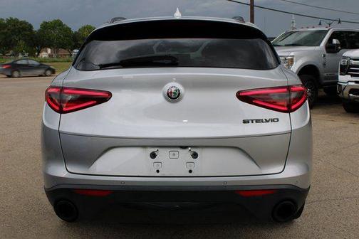 2019 Alfa Romeo Stelvio Base