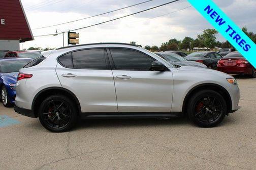 2019 Alfa Romeo Stelvio Base