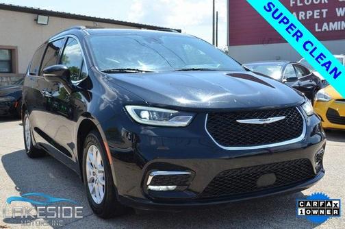 2022 Chrysler Pacifica Touring-L