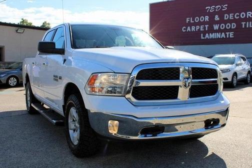 2018 RAM 1500 SLT