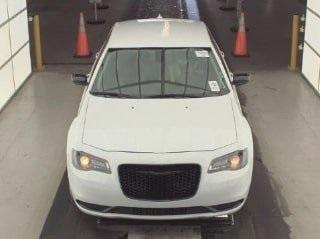 2020 Chrysler 300 Touring