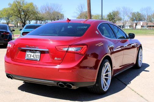 2016 Maserati Ghibli S
