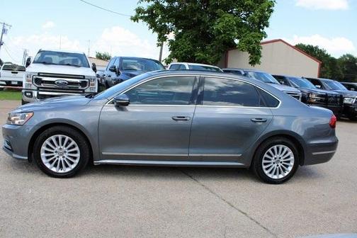 2017 Volkswagen Passat 1.8T SE