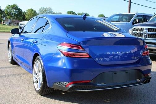 2022 Genesis G70 2.0T