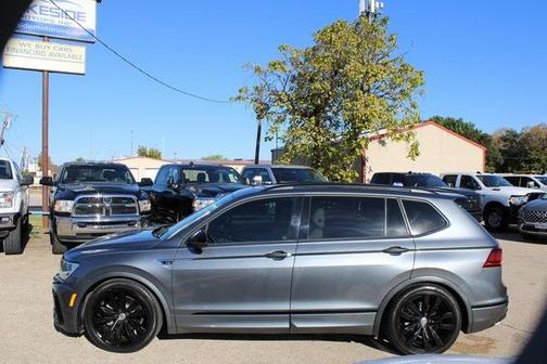 2020 Volkswagen Tiguan 2.0T SE R-Line Black