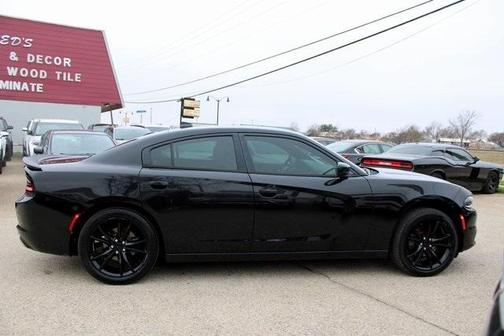 2016 Dodge Charger SXT