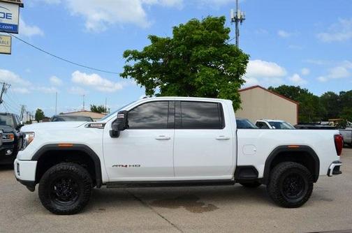 2022 GMC Sierra 2500 AT4