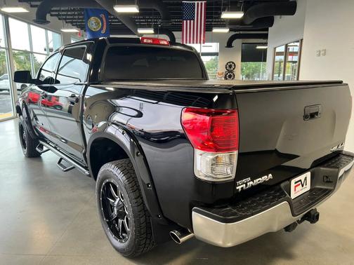 Black 2013 Toyota Tundra CrewMax 5.7L FFV V8 6-Spd AT (Natl)