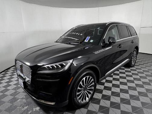 2023 Lincoln Aviator STANDARD