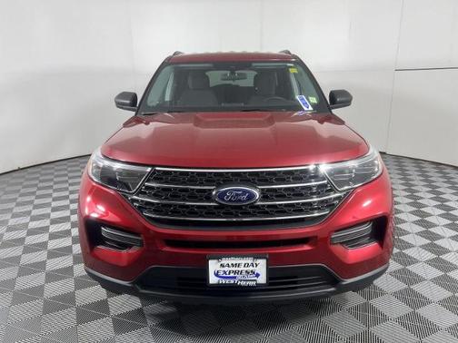 RAPID RED MET TINTED CC 2022 Ford Explorer XLT