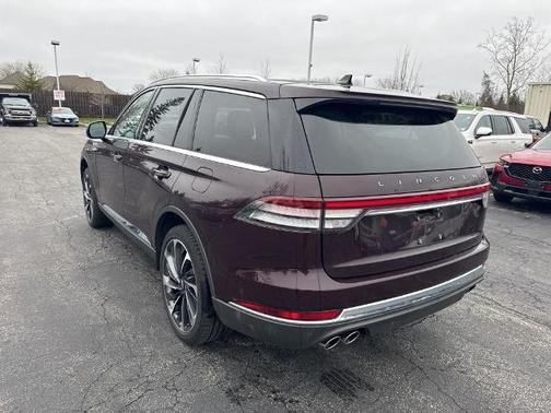DIAMOND RED MET TINTED CC 2023 Lincoln Aviator RESERVE