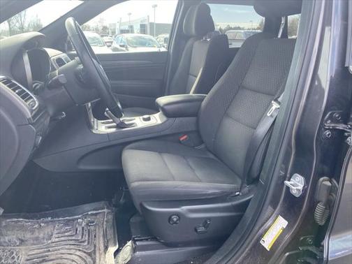 2020 Jeep Grand Cherokee Laredo