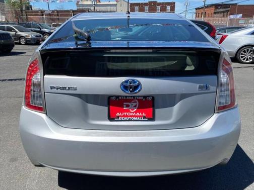 2012 Toyota Prius Two
